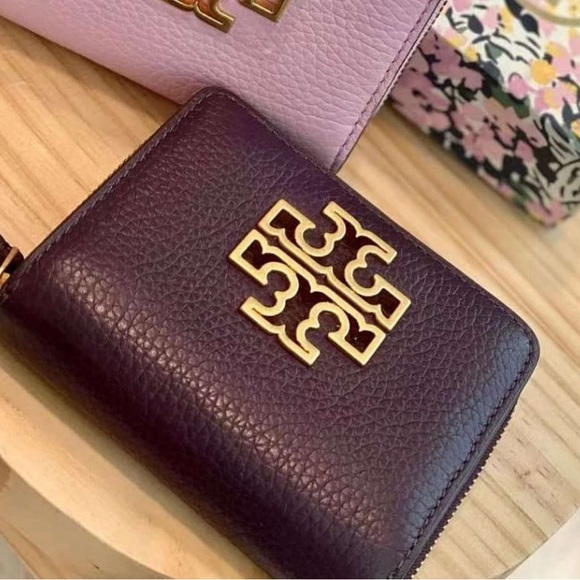 Tory Burch Handbags - Tory Burch Britten Medium Wallet in Plum